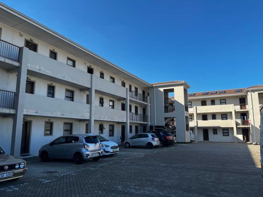 2 Bedroom Property for Sale in Grassy Park Western Cape